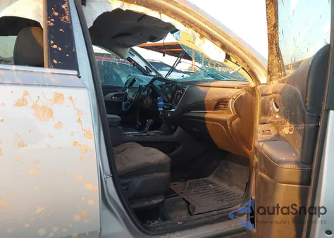 2018 Chevrolet Traverse 1Lt z USA, uszkodzony, nr VIN 1GNEVGKW8JJ179828